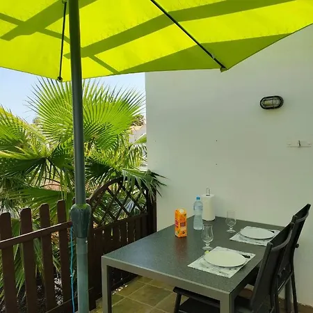 Casa Lila Montecastillo J9 *